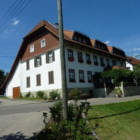 Gasthaus Zum Schwanen uhlingen Birkendorf Bagian luar foto