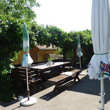 Gasthaus Zum Schwanen uhlingen Birkendorf Bagian luar foto