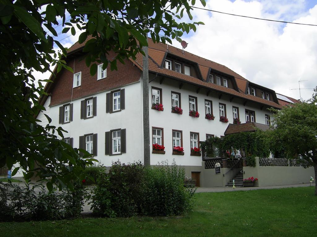 Gasthaus Zum Schwanen uhlingen Birkendorf Bagian luar foto
